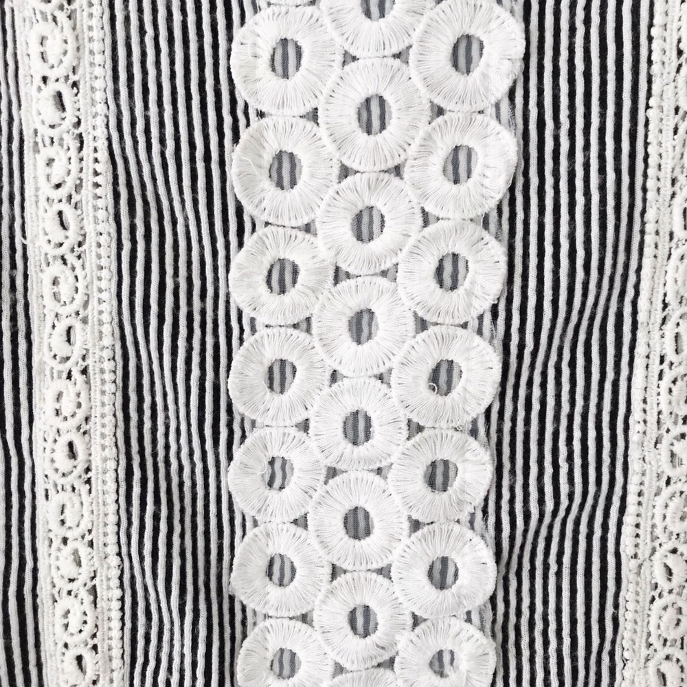 Anthro Twig & Perch Lace Pathways Striped Top - Picture 3 of 7